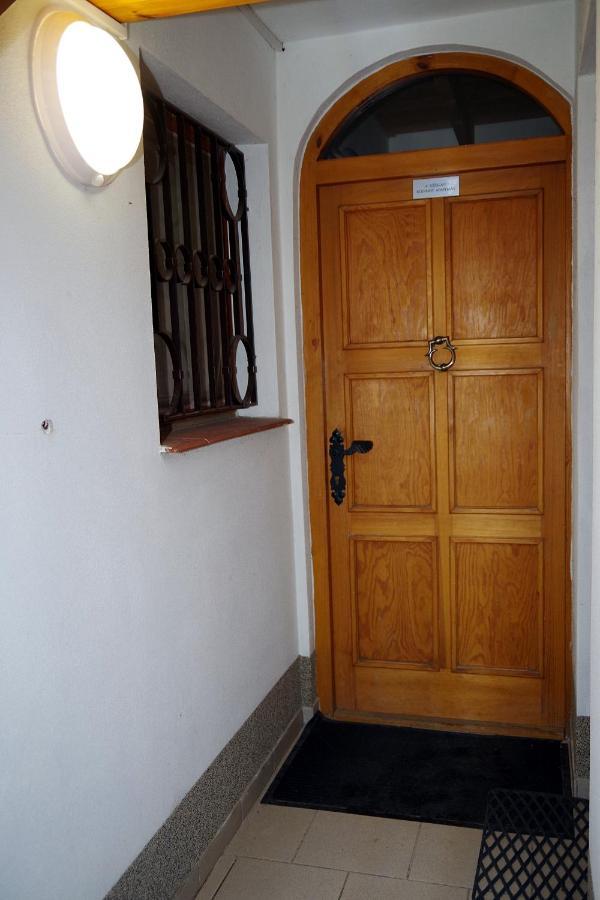 Sklep U Veselych Apartment มูติเยนิตเซ ภายนอก รูปภาพ