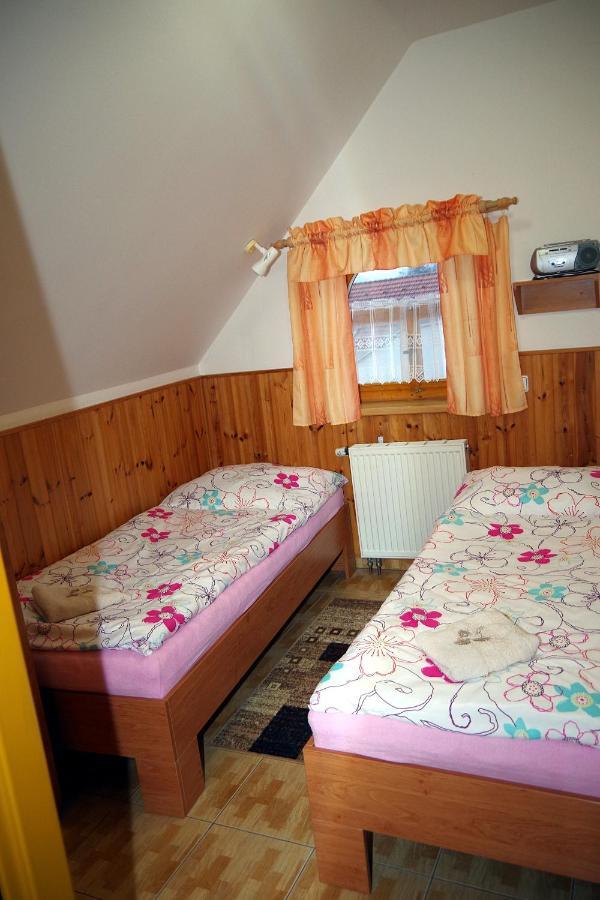 Sklep U Veselych Apartment มูติเยนิตเซ ภายนอก รูปภาพ