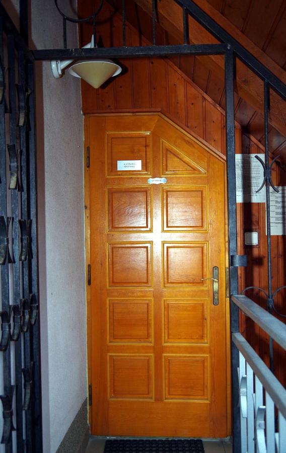 Sklep U Veselych Apartment มูติเยนิตเซ ภายนอก รูปภาพ